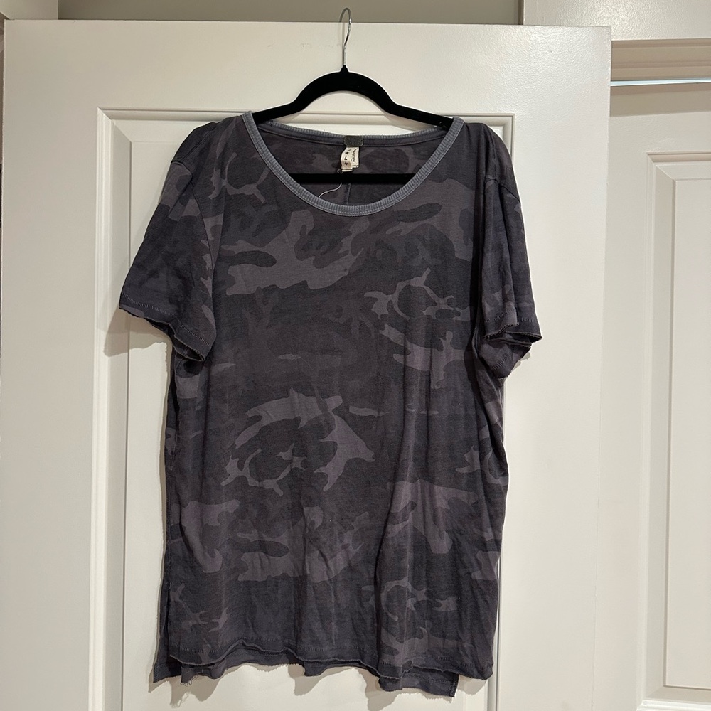 We The Free Gray Short Sleeve Tee Urban Camouflage